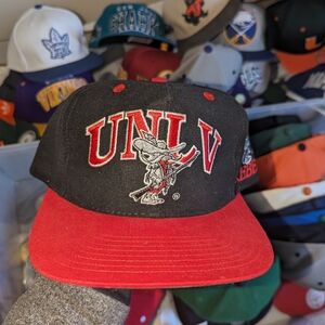 Vintage UNLV Rebels Snap Back